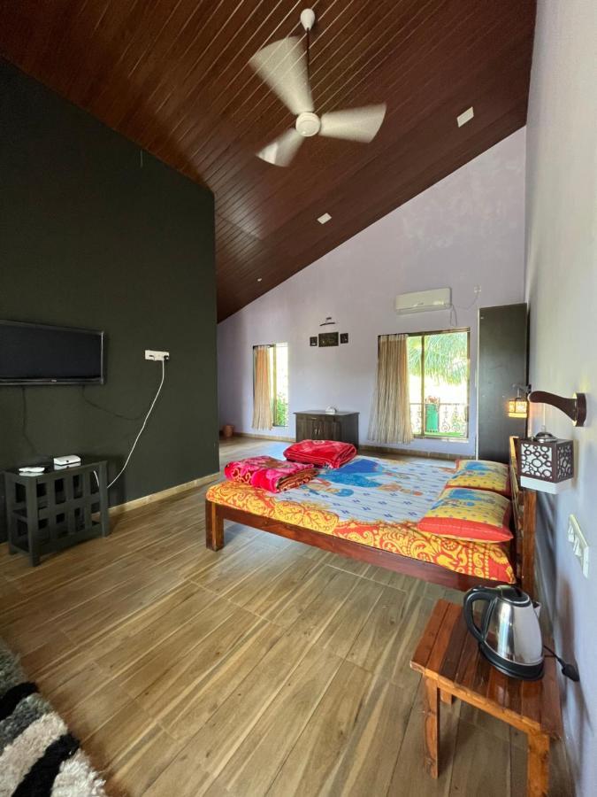 Bed and Breakfast Rutu Enclave Murūd Exteriér fotografie